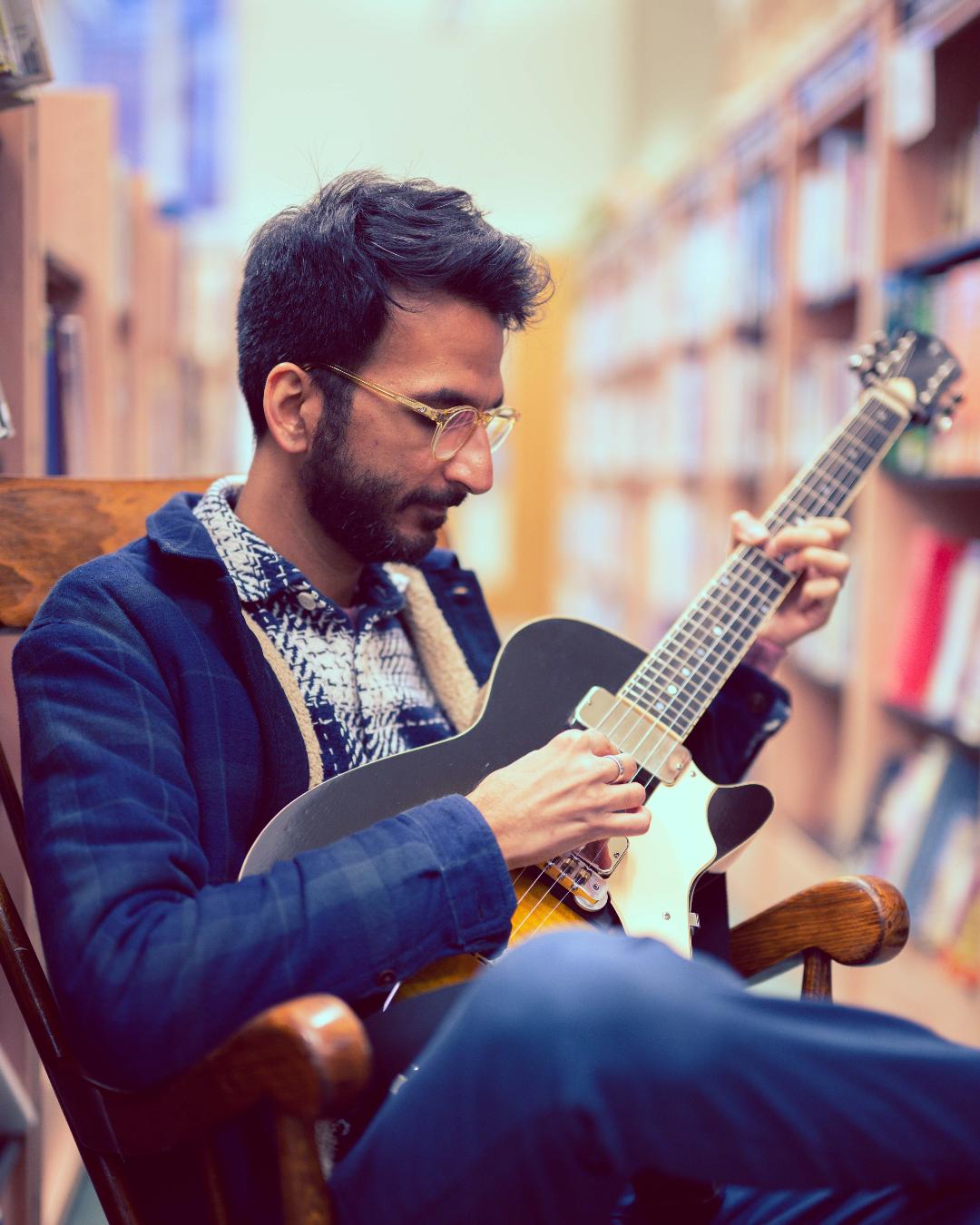 Amit Dattani - Banbury Folk Club